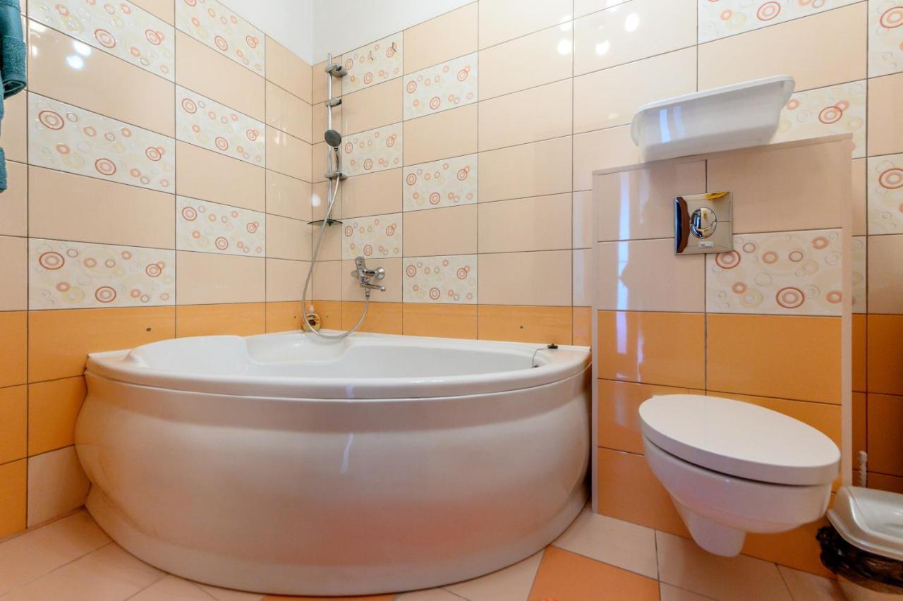 Happy Time Apartment Oldenburg Bagian luar foto